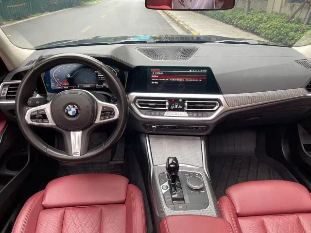 BMW 3 Series — Фото автомобиля 12