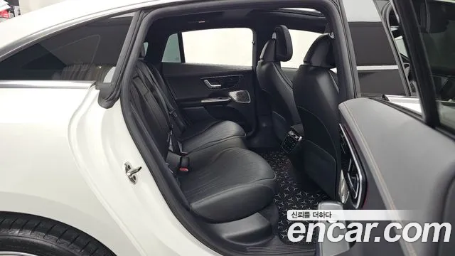 Mercedes-Benz EQE V295 — Фото автомобиля 18
