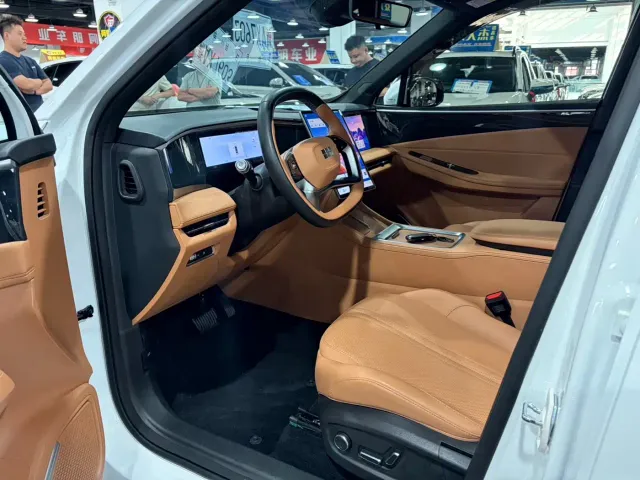 Geely Galaxy L7 — Фото автомобиля 9