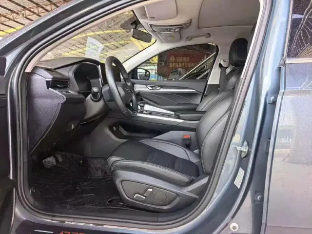 Geely Xingrui — Фото автомобиля 4