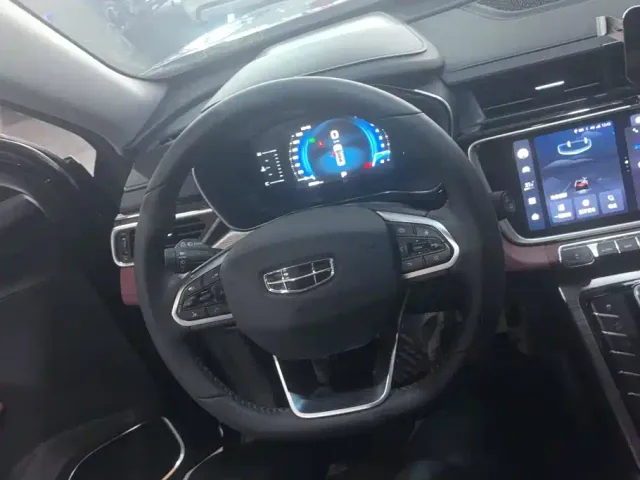 Geely Boyue — Фото автомобиля 15