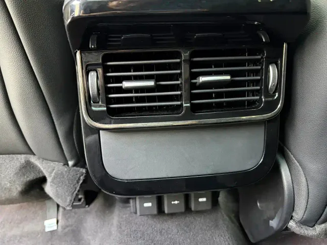 Land Rover Range Rover Evoque — Фото автомобиля 15