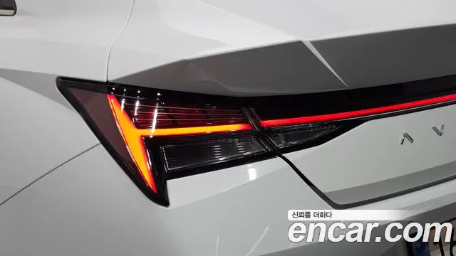 Hyundai Avante — Фото автомобиля 8