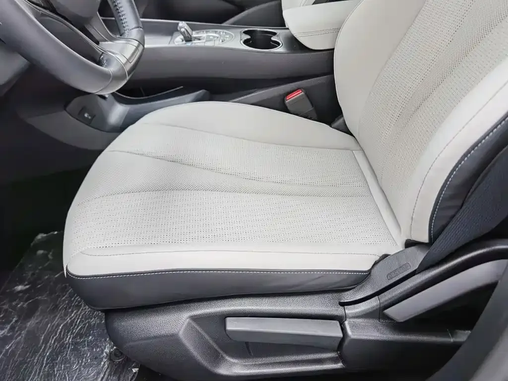 BYD Hai Bao 05 DM-i 2025 DM-i Smart Drive Edition 55KM Luxury — Фото автомобиля 20