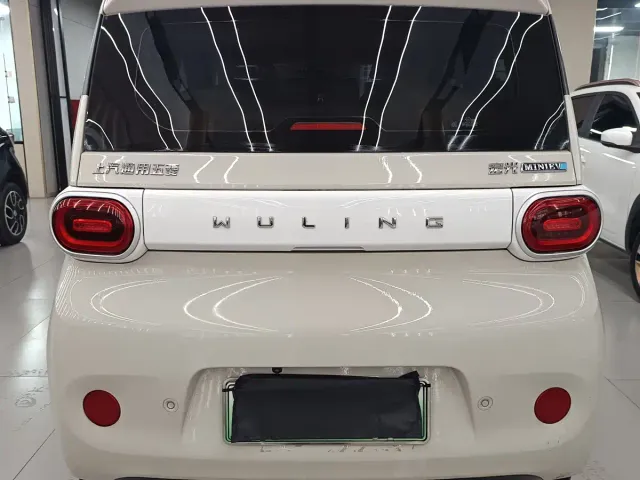 Wuling Hongguang Mini EV — Фото автомобиля 3