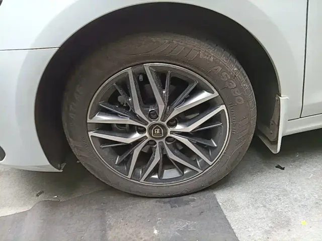 BYD Qin PLUS — Фото автомобиля 22