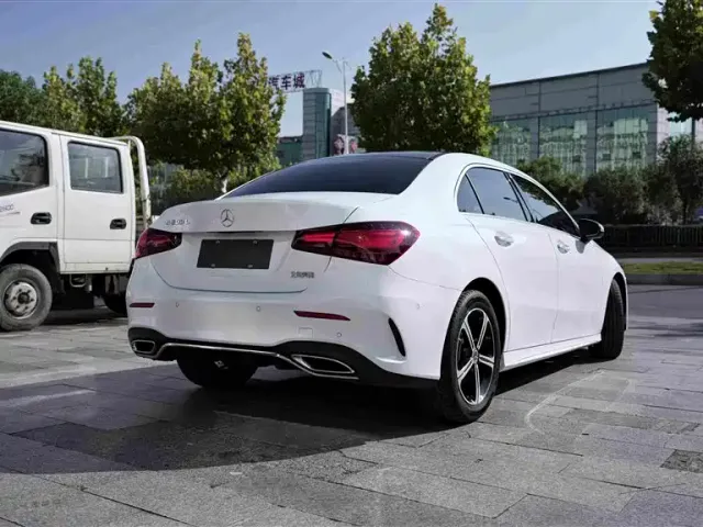 Mercedes-Benz A-Class — Фото автомобиля 11