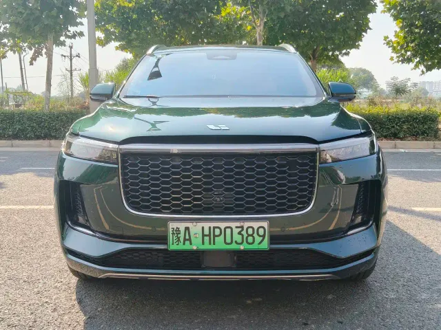 Li Auto ONE — Фото автомобиля 2