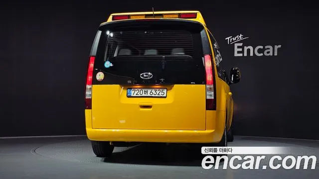 Hyundai Staria Staria — Фото автомобиля 4