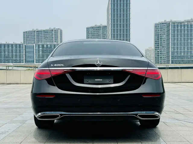 Mercedes-Benz S-Class — Фото автомобиля 15