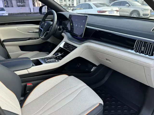 BYD Song PLUS — Фото автомобиля 4