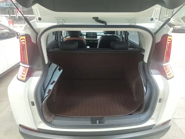 Bestune NAT — Фото автомобиля 18