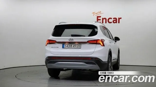 Hyundai Santafe Бензин 2.5T 2WD — Фото автомобиля 4
