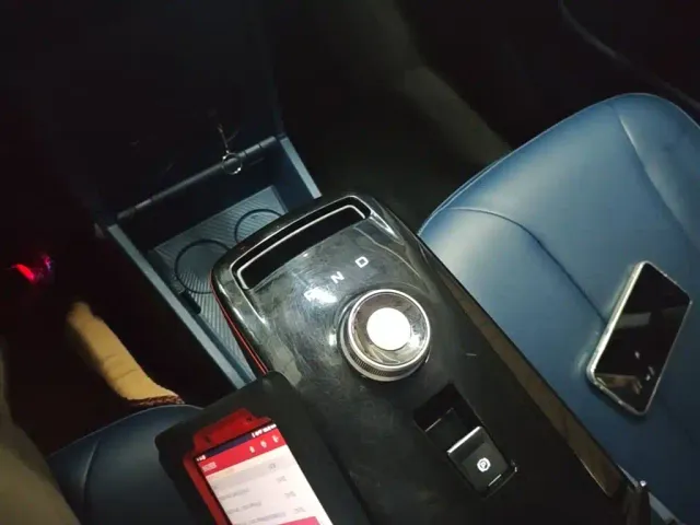 Geely Geometry E Firefly — Фото автомобиля 13