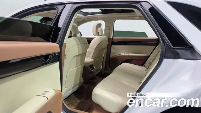 Hyundai Grandeur GN7 — Фото автомобиля 11