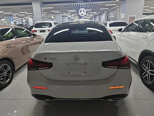 Mercedes-Benz A-Class — Фото автомобиля 5