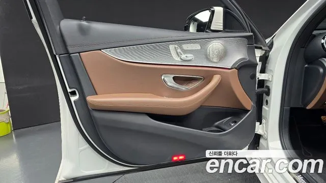 Mercedes-Benz E-Class W213 — Фото автомобиля 13