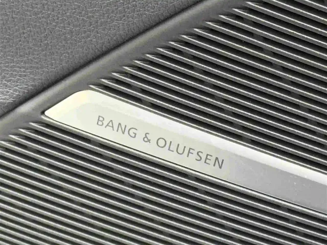 Audi Q7 — Фото автомобиля 16