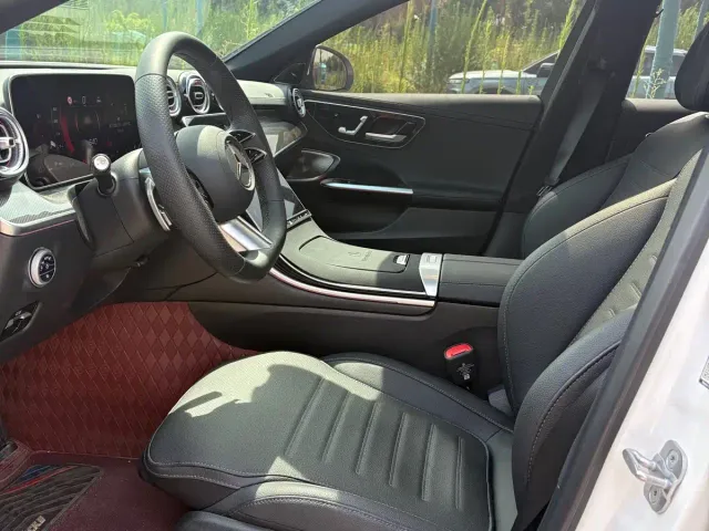 Mercedes-Benz C-Class — Фото автомобиля 11