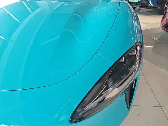 Xiaomi SU7 — Фото автомобиля 23