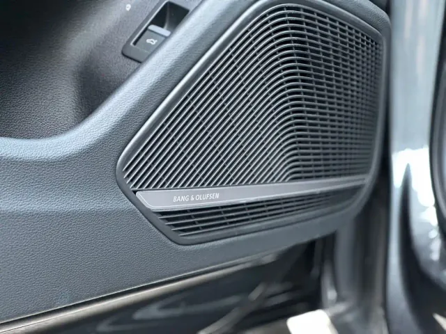 Audi A4L — Фото автомобиля 8