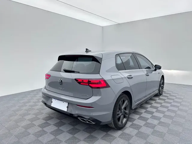 Volkswagen Golf — Фото автомобиля 6