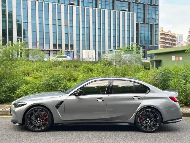 BMW M3 — Фото автомобиля 3