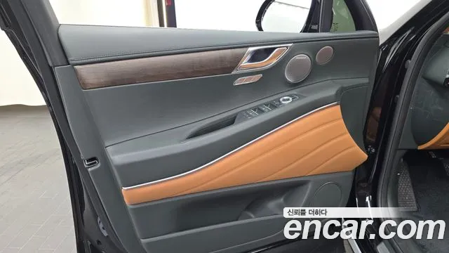 Genesis GV80 2.5T Бензин AWD — Фото автомобиля 22