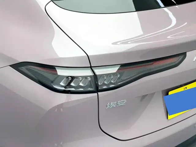 GAC Aion RT — Фото автомобиля 20