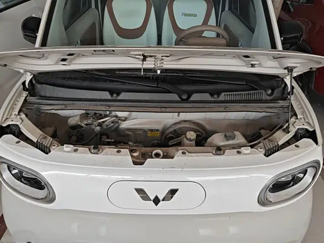 Wuling Hongguang Mini EV — Фото автомобиля 19