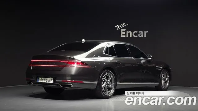 Genesis G90 Бензин 3.5 турбо AWD — Фото автомобиля 2