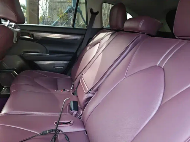 Toyota Highlander — Фото автомобиля 14