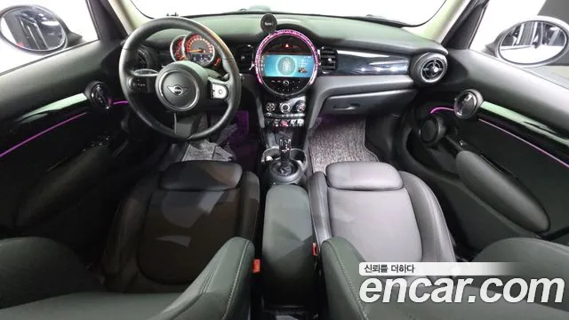 Mini Cooper Cooper 5 дверей Classic — Фото автомобиля 7