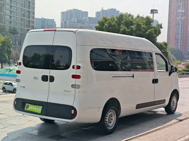 Maxus Dana V1 — Фото автомобиля 7