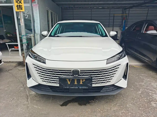 Changan Lamore — Фото автомобиля 2