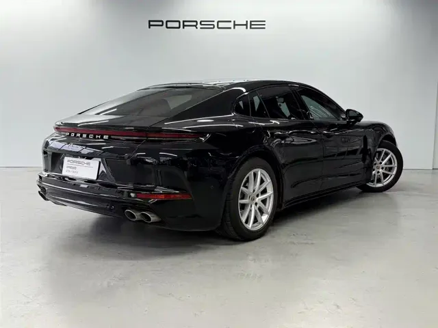 Porsche Panamera — Фото автомобиля 4