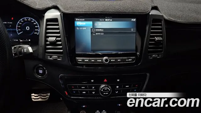 KG_Mobility_Ssangyong Rexton Новый Rexton Sport Дизель 2.2 4WD — Фото автомобиля 14