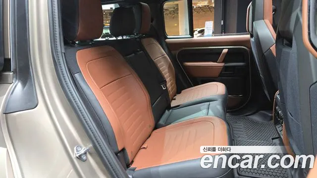 Land Rover Defender L663 — Фото автомобиля 11