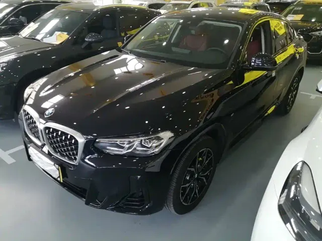Фотография автомобиля — BMW X4