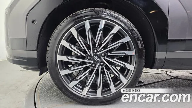 Hyundai Santafe Santa Fe (MX5) Бензин 2.5T 4WD — Фото автомобиля 5