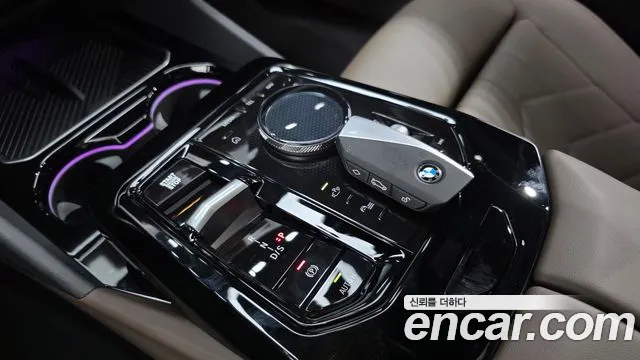 BMW 5 Series G60 — Фото автомобиля 12