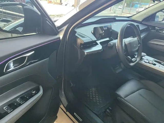 Changan Z6 — Фото автомобиля 15