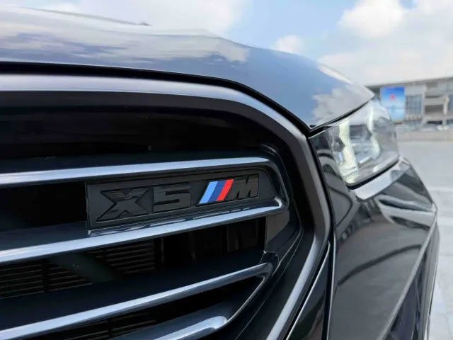 BMW X5 M — Фото автомобиля 4