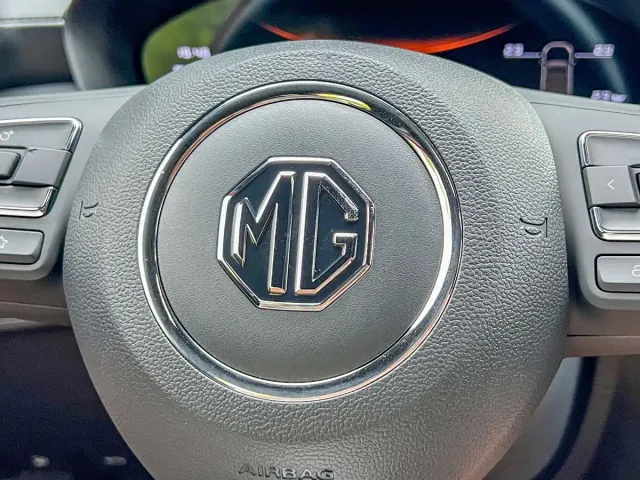 MG 5 — Фото автомобиля 9