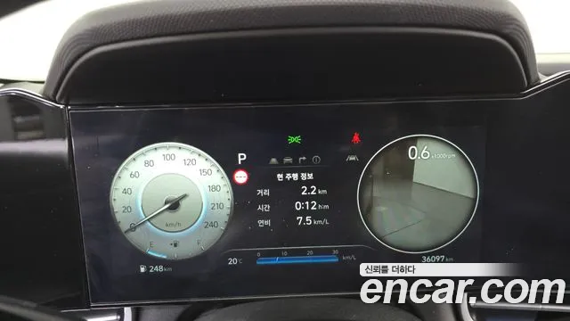 Hyundai Avante CN7 — Фото автомобиля 11
