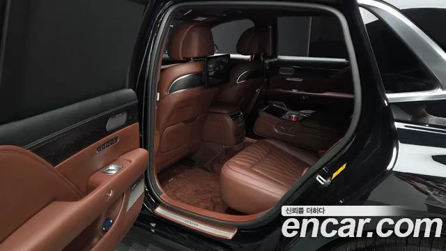Genesis G90 RS4 — Фото автомобиля 16