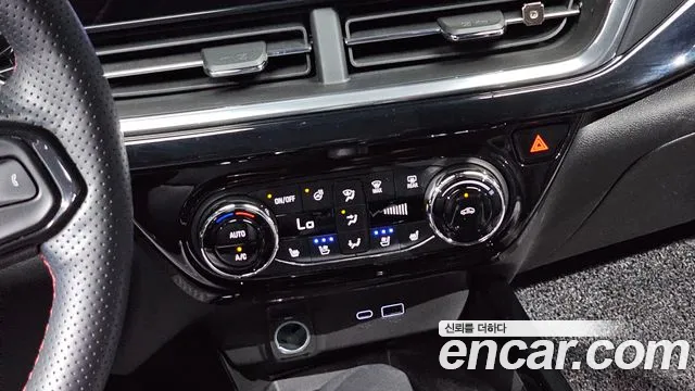 ChevroletGMDaewoo Trax Trax Кроссовер — Фото автомобиля 30