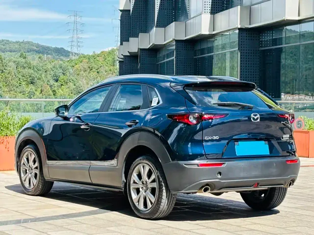 Mazda CX-30 — Фото автомобиля 4