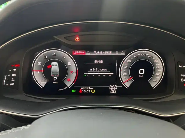 Audi Q7 — Фото автомобиля 11