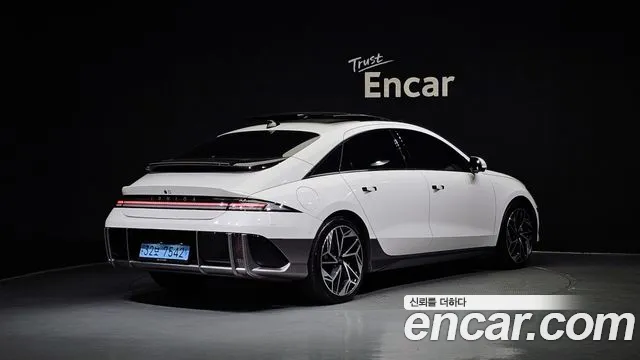 Hyundai Ioniq6 Long Range AWD — Фото автомобиля 2